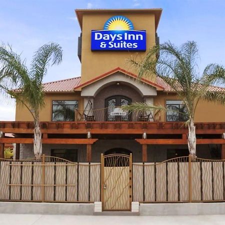 Days Inn & Suites By Wyndham Houston North-Spring Westfield Exterior foto